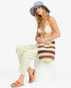 billabong shop 25 Billabong Piece Together Bucket Bag VINTAGE CORAL (vco)